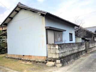 Thumbnail of http://海部郡蟹江町のお客様の木造瓦ぶき平屋建て倉庫2棟